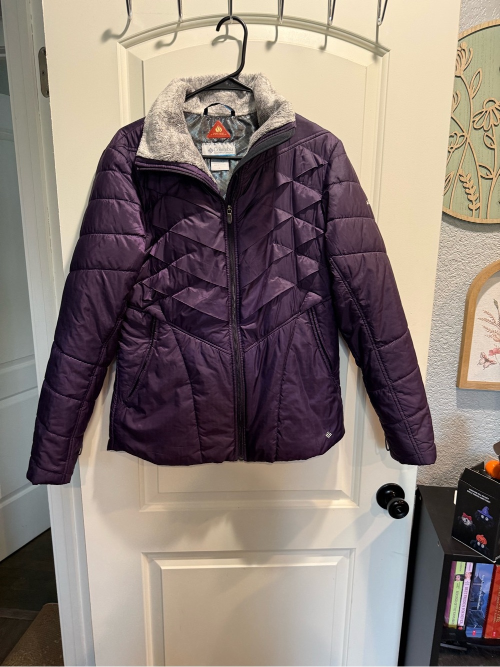 Columbia Purple Quilted Insulated Puffer Jacket with Gray Fleece Collar
